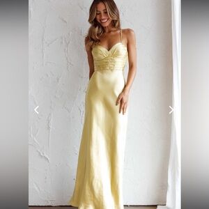 NWT 💛Here Comes the Sun AZARA PINTUCK BODICE MAXI DRESS YELLOW size small💛
